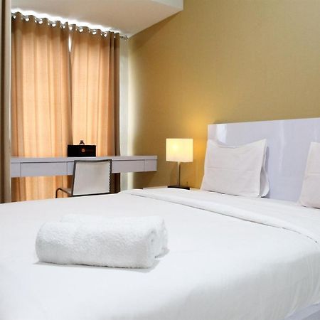 Comfortable Studio Apartment Grand Dhika City By Travelio Bekasi Exteriör bild