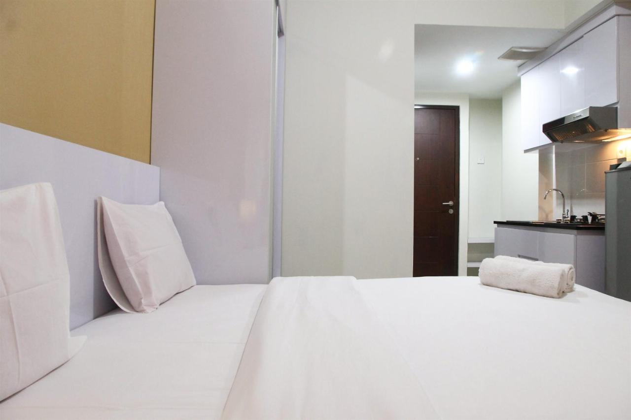 Comfortable Studio Apartment Grand Dhika City By Travelio Bekasi Exteriör bild